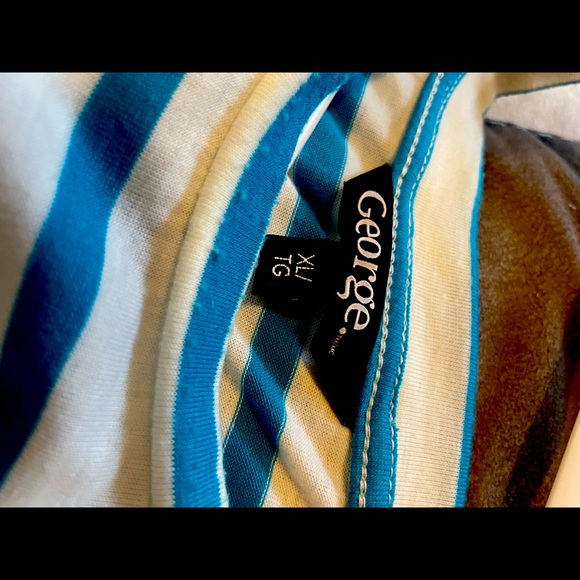 Green and White striped cap sleeve spring Shirt - Picture 3 of 6